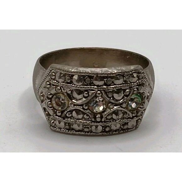 5/$25 Vintage 1990 Avon Out of the Past Ring Art Deco Antique Style - Size 8 - Picture 1 of 7